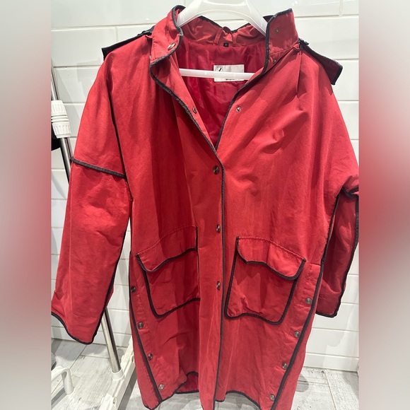 Vintage Herluf Design Denmark Red Rain Jacket – Size 38 – Hooded & Lined - Picture 3 of 5